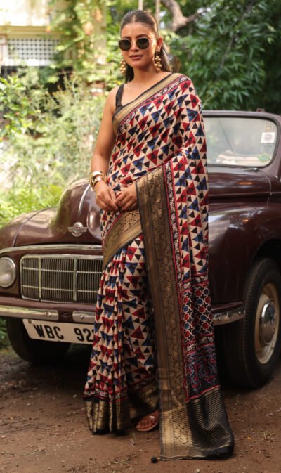 White red blue abstract ajrakh maheshwari silk saree with brocade border & blouse with tassels