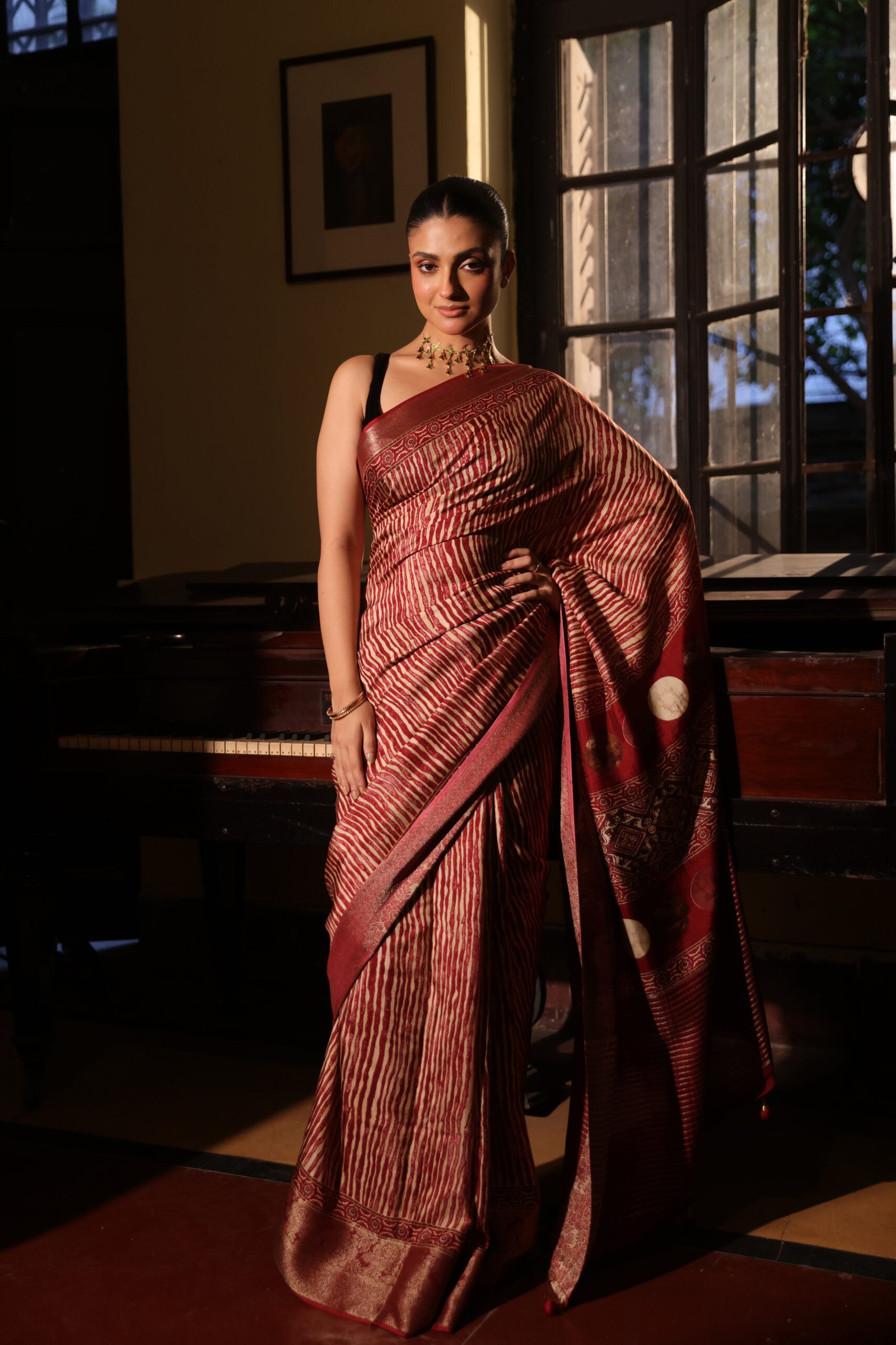 Maroon ajrakh maheshwari silk saree with brocade border & blouse with tassels - Image 2