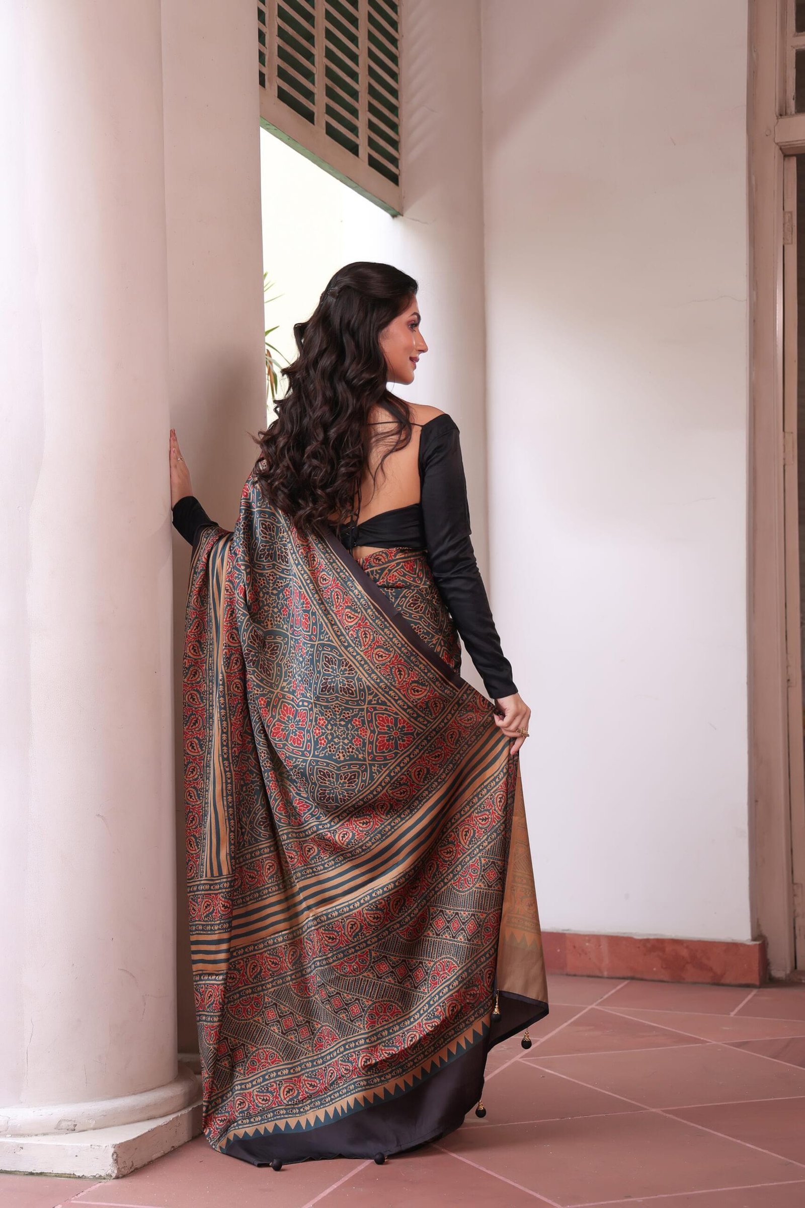 Blueish Green Ajrakh Silk Blend Saree (with Tassels) - Image 4