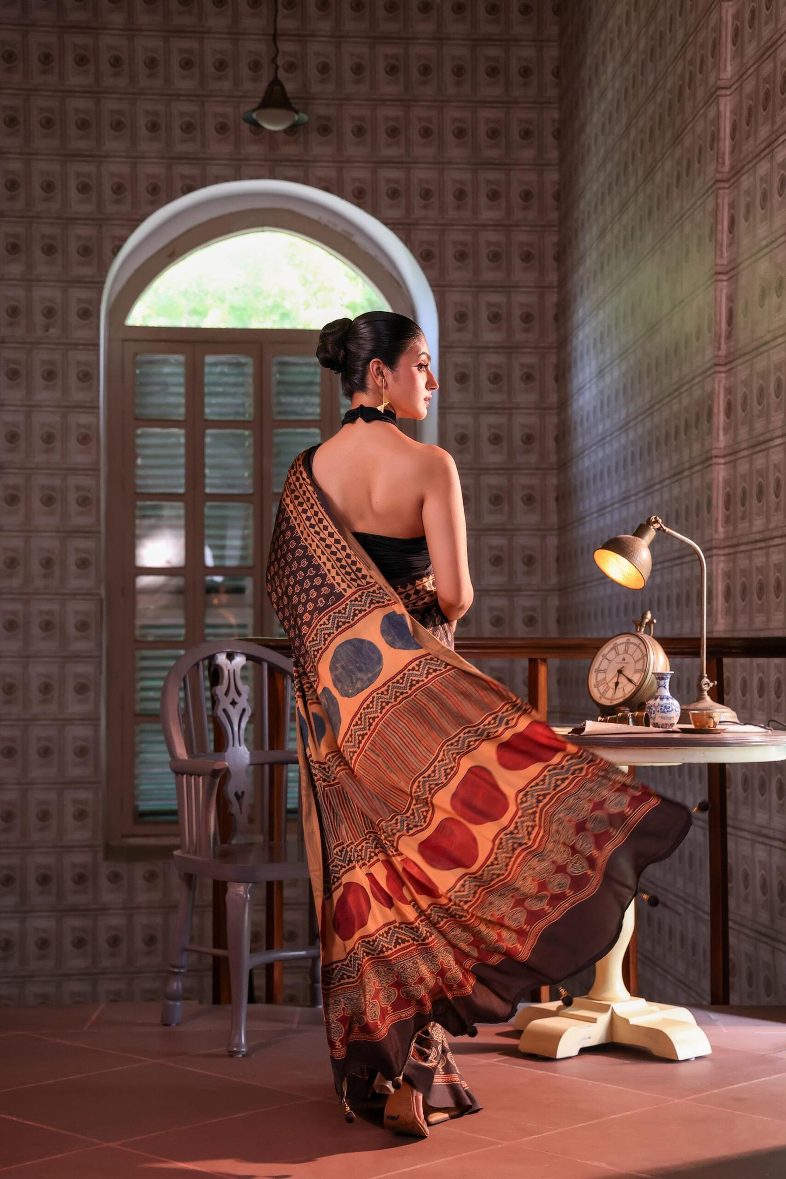 Black Lotus Ajarak Silk Blend Saree (with Tassels) - Image 5